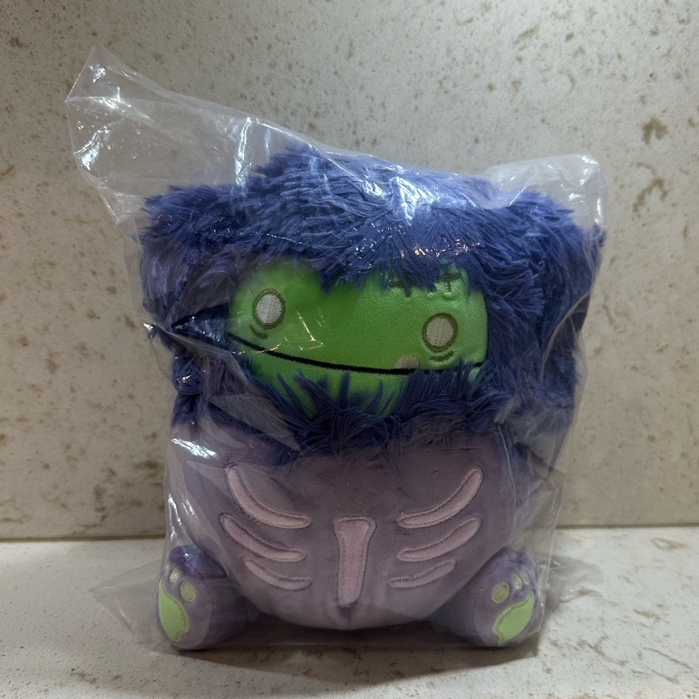 Zombie Benny 8” Select Series Squishmallow *BNWT/SEALED*